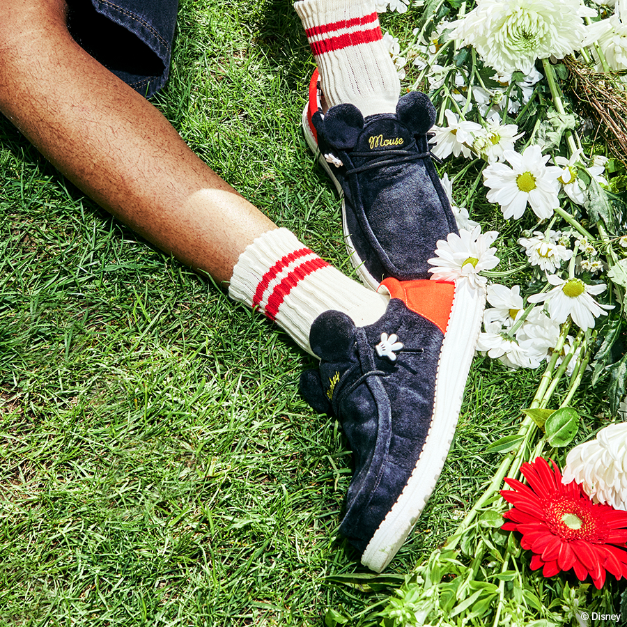 Disney Mickey Mouse Wally - Mickey Black/Red - Image 10